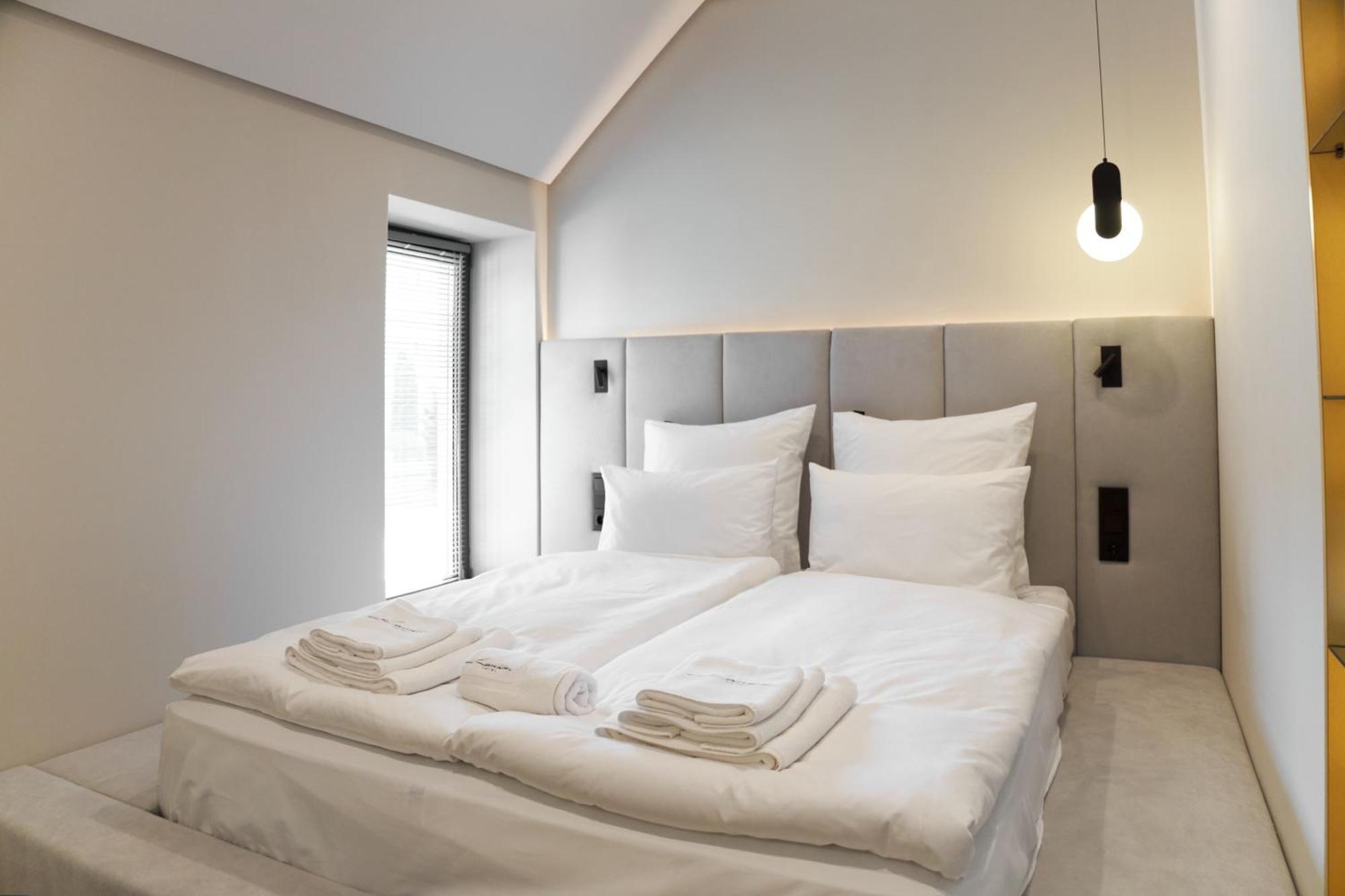 Hotel Laudon Ужгород Экстерьер фото
